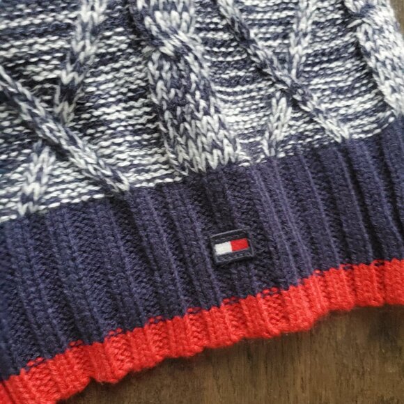TOMMY HILFIGER Cable Knit Scarf Heathered Navy Blue & Red Trim Embroidered Logo - Picture 3 of 5